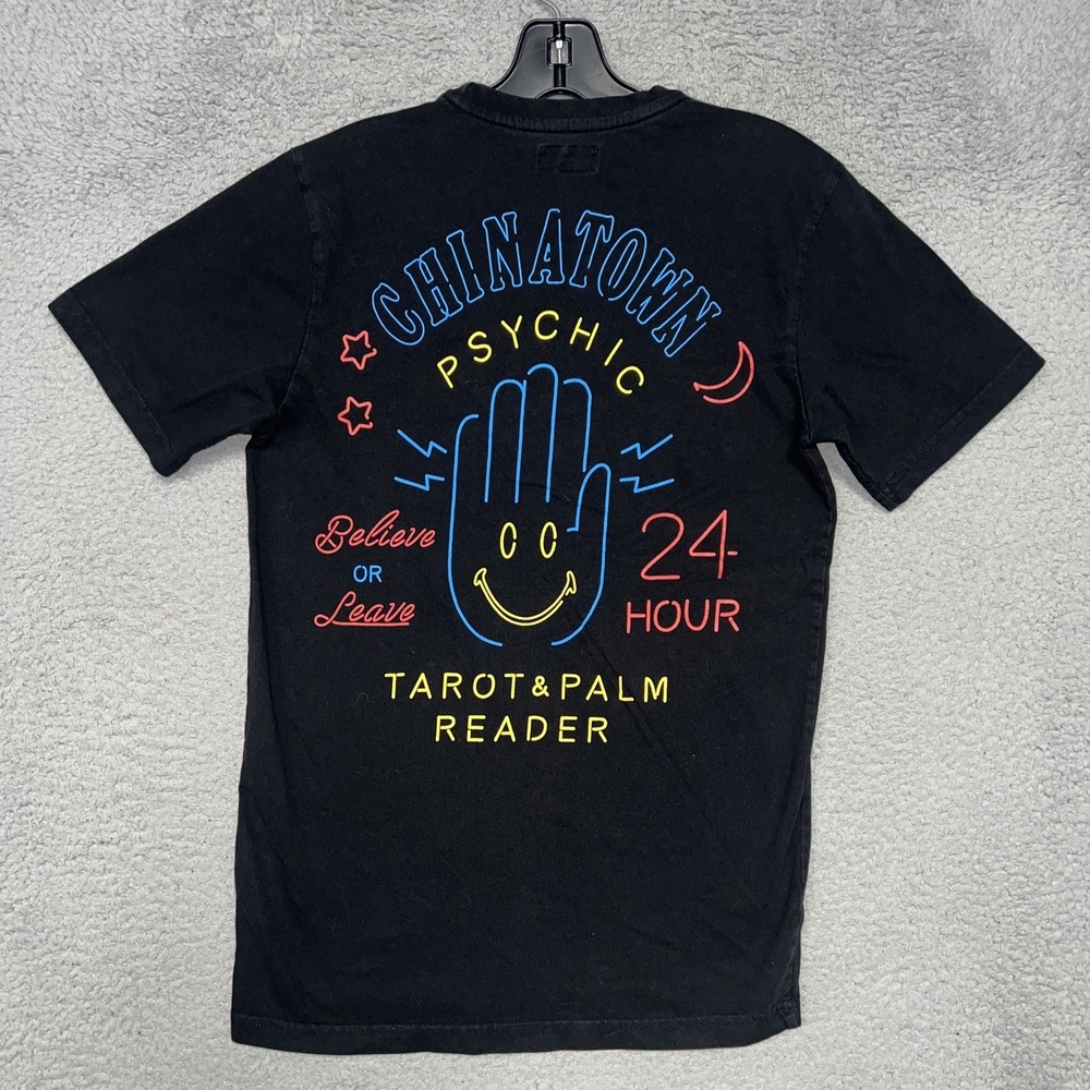 Chinatown Market Smiley Psychic T Shirt Men Sz S Black Tarot Palm Reader 2-Sided